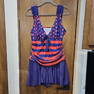 One Piece Women's Plus Size Swimsuit Tummy Control Swimwear Skirt with Boy-Short